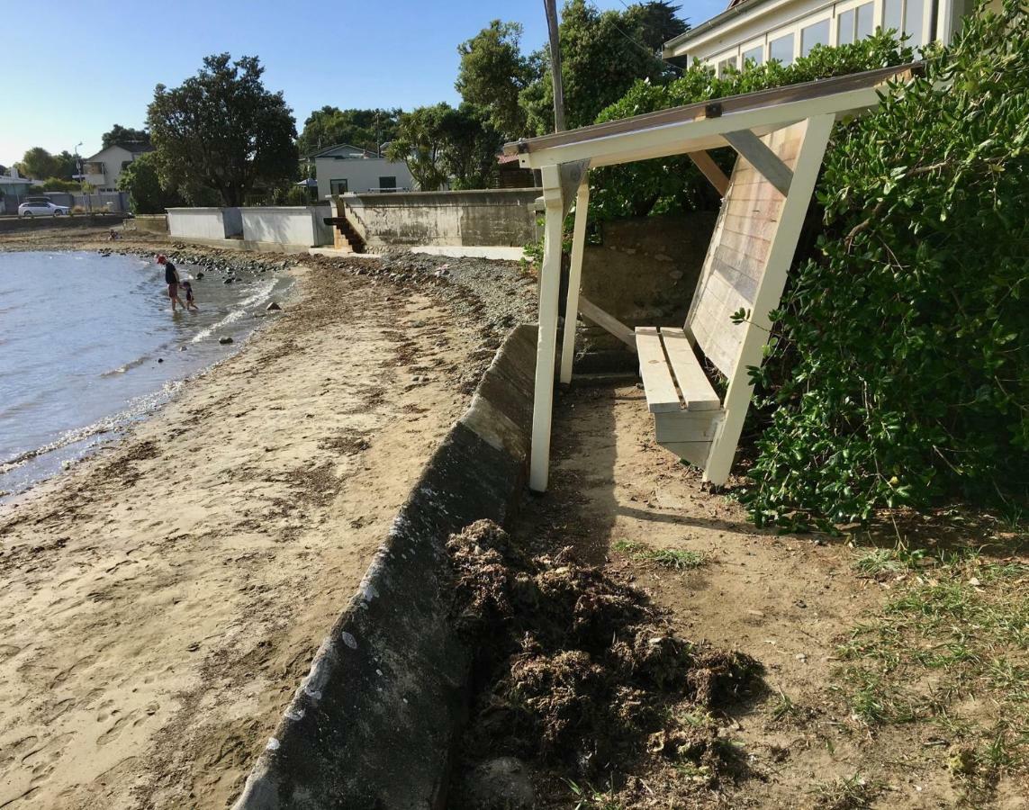 Brony'S Beachfront-Short And Long Term Stays Porirua Zewnętrze zdjęcie