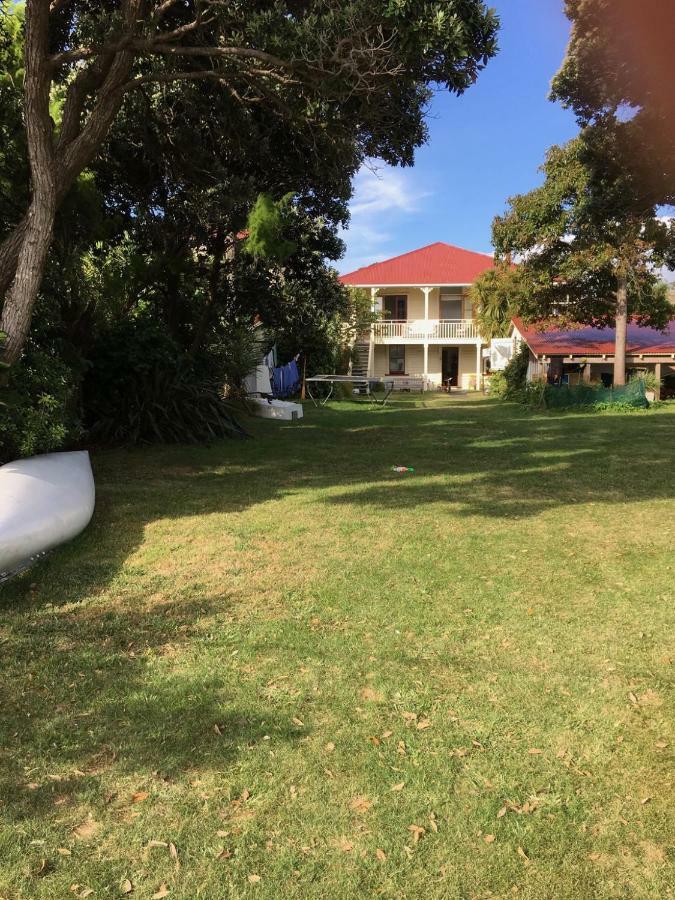 Brony'S Beachfront-Short And Long Term Stays Porirua Zewnętrze zdjęcie