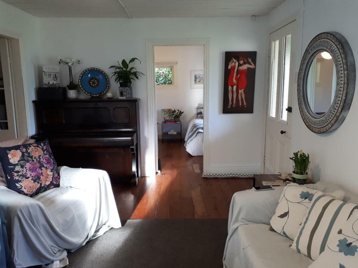 Brony'S Beachfront-Short And Long Term Stays Porirua Zewnętrze zdjęcie